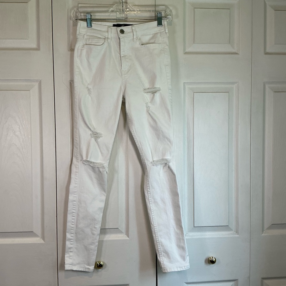 🩷 Hollister High Rise Super Skinny White Distressed Denim Jeans - 25 (01304)